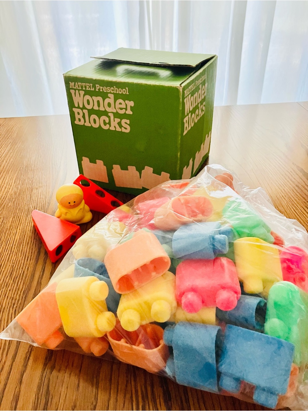 Vintage 1982 Mattel Preschool Wonder Blocks with Accessories & Original Box